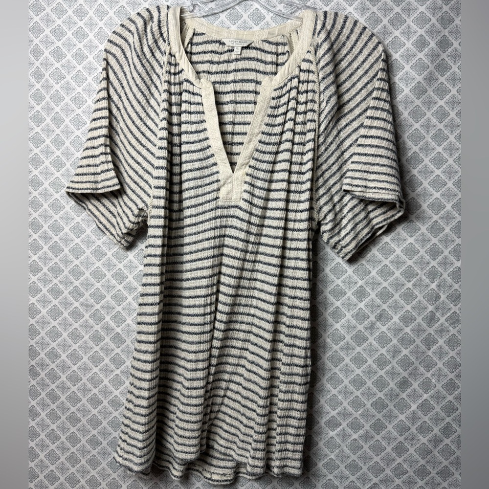 Lucky Brand Navy and Cream Knit Top